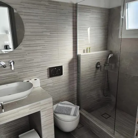 Mary Lejlighedshotel Perissa (Santorini)