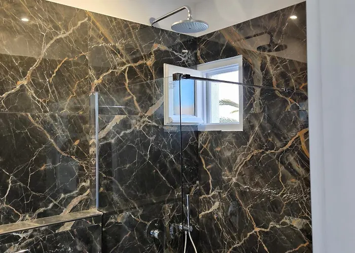 Hotel apartamentowy Mary Perissa (Santorini)