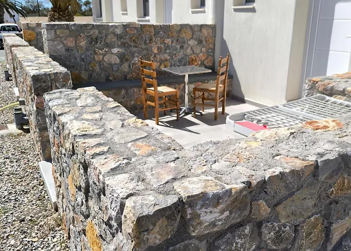 Mary Hotel apartamentowy Perissa (Santorini)