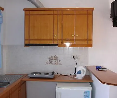 Mary Perissa (Santorini)