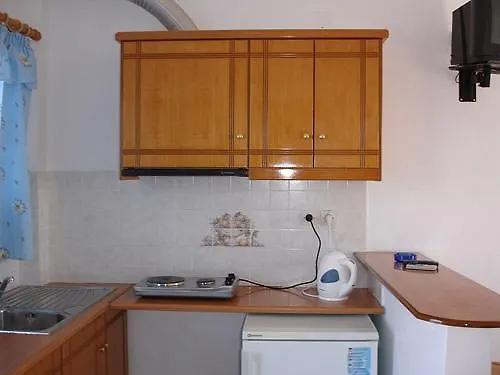 Mary Perissa (Santorini)